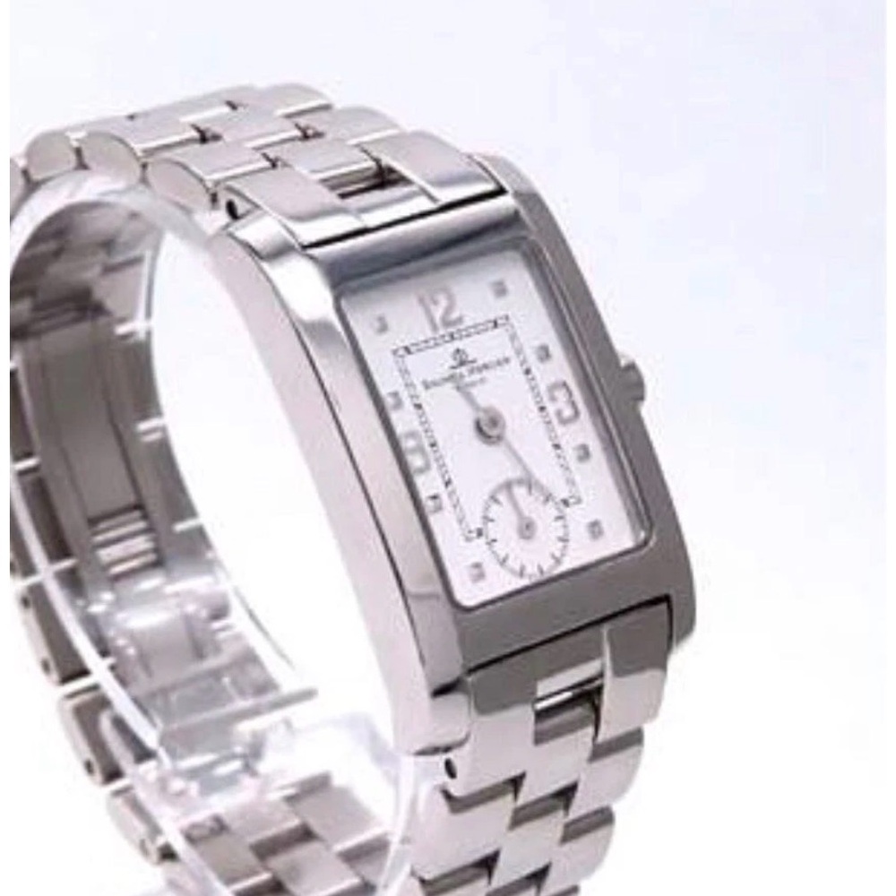 Baume & Mercier
X Tiffany & Co. Hampton Watch
